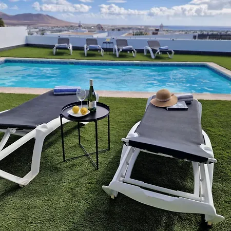 Great View - Luxury With Sea View דירה