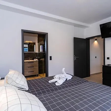 Great View - Luxury With Sea View דירה